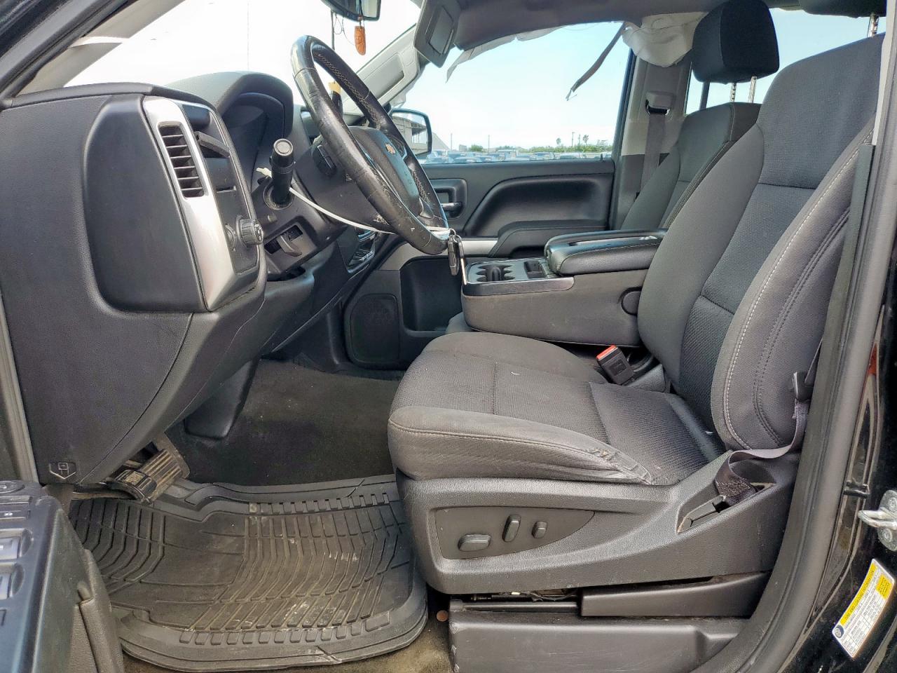 2017 Chevrolet Silverado C1500 Lt VIN: 3GCPCREC3HG347763 Lot: 83760005