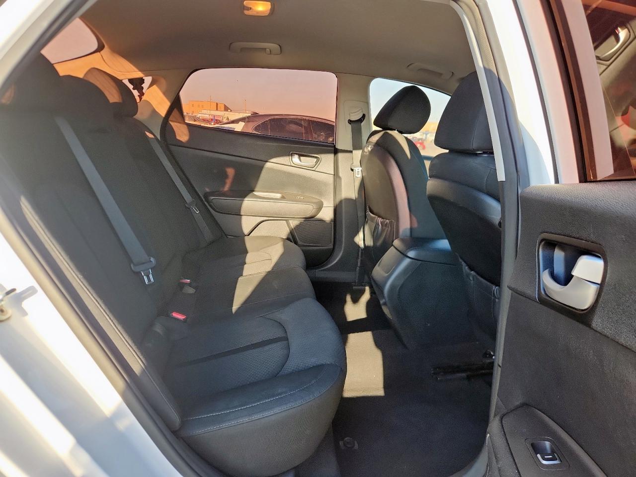 2016 Kia Optima Lx VIN: 5XXGT4L30GG041045 Lot: 84250685