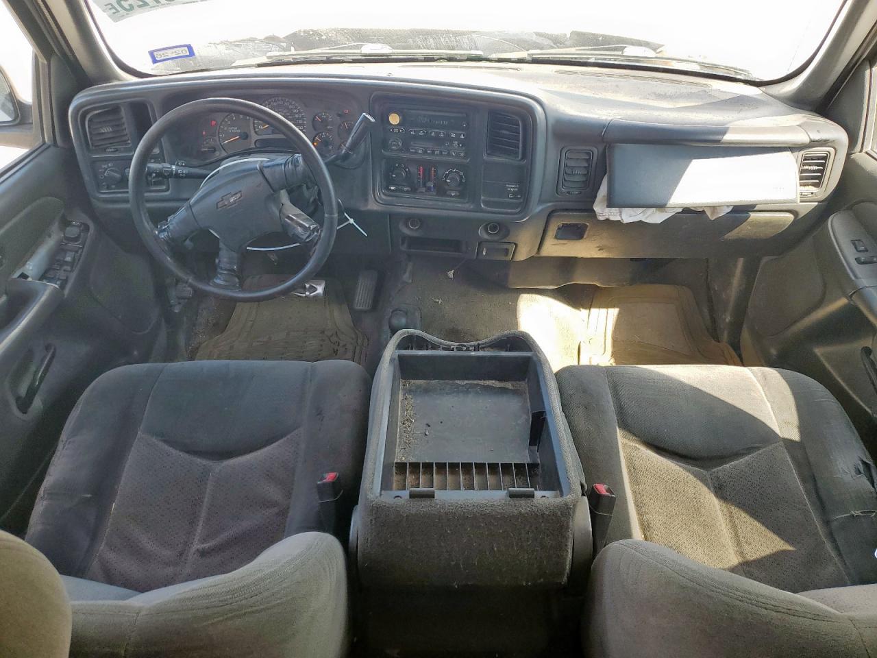 2004 Chevrolet Silverado K2500 Heavy Duty VIN: 1GCHK29U54E100845 Lot: 84043725