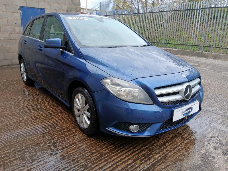 2012 MERCEDES-BENZ B180 BLUEEFFICIENCY SE 