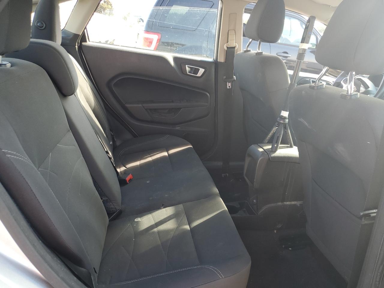 2016 Ford Fiesta Se VIN: 3FADP4BJ5GM122182 Lot: 81475105