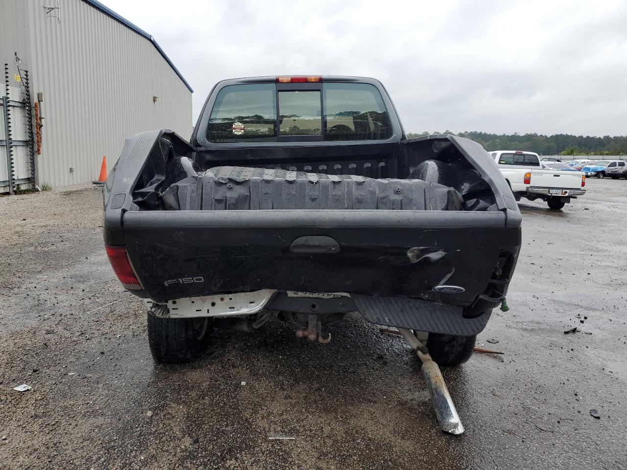 1997 Ford F150 VIN: 2FTEX17L6VCA12824 Lot: 84005795