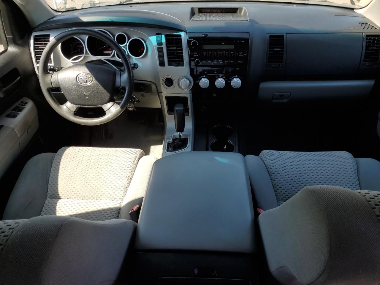 2007 Toyota Tundra Double Cab Sr5 VIN: 5TFBT54177X010137 Lot: 70982585