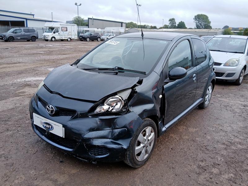 TOYOTA AYGO 2011