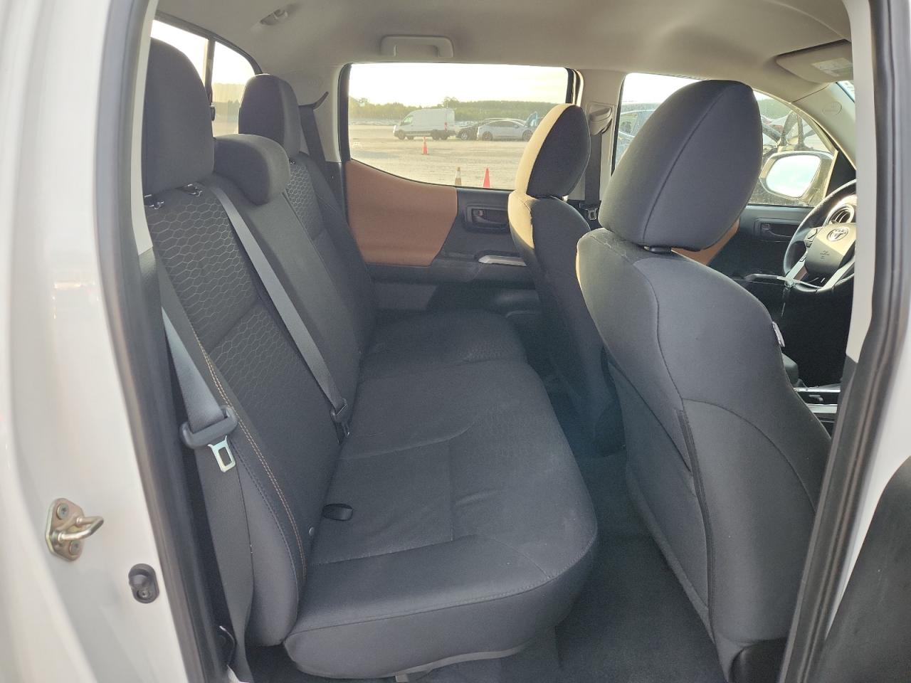 2016 Toyota Tacoma Double Cab VIN: 3TMAZ5CN6GM017598 Lot: 71844135