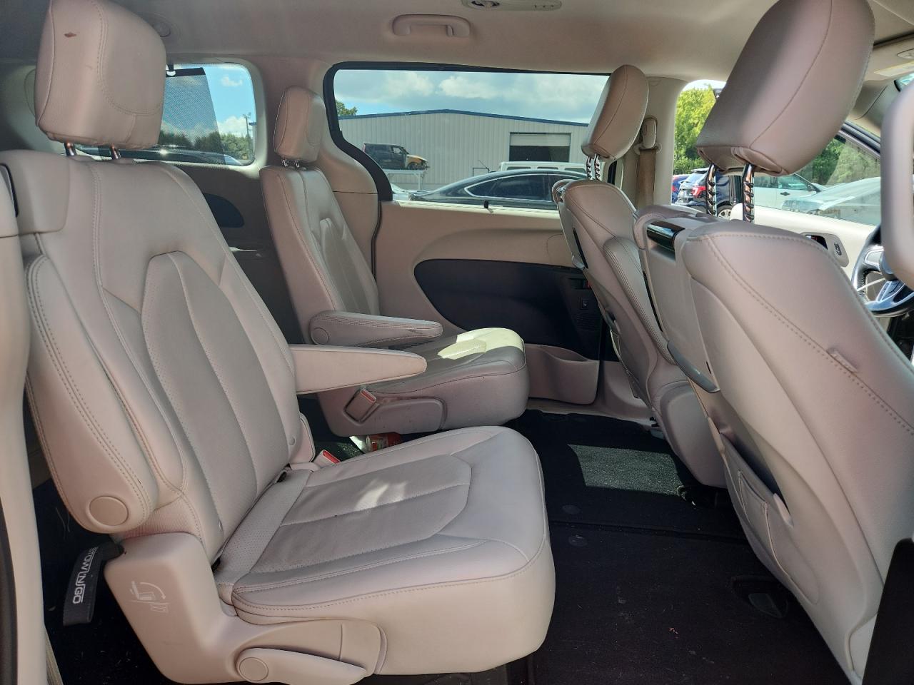 2020 Chrysler Pacifica Touring L Plus VIN: 2C4RC1EG6LR141787 Lot: 70352985