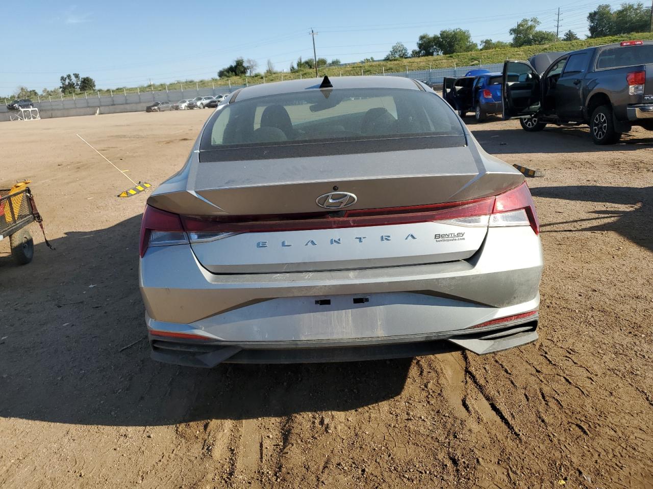 2022 Hyundai Elantra Se VIN: 5NPLL4AG0NH061883 Lot: 71356335