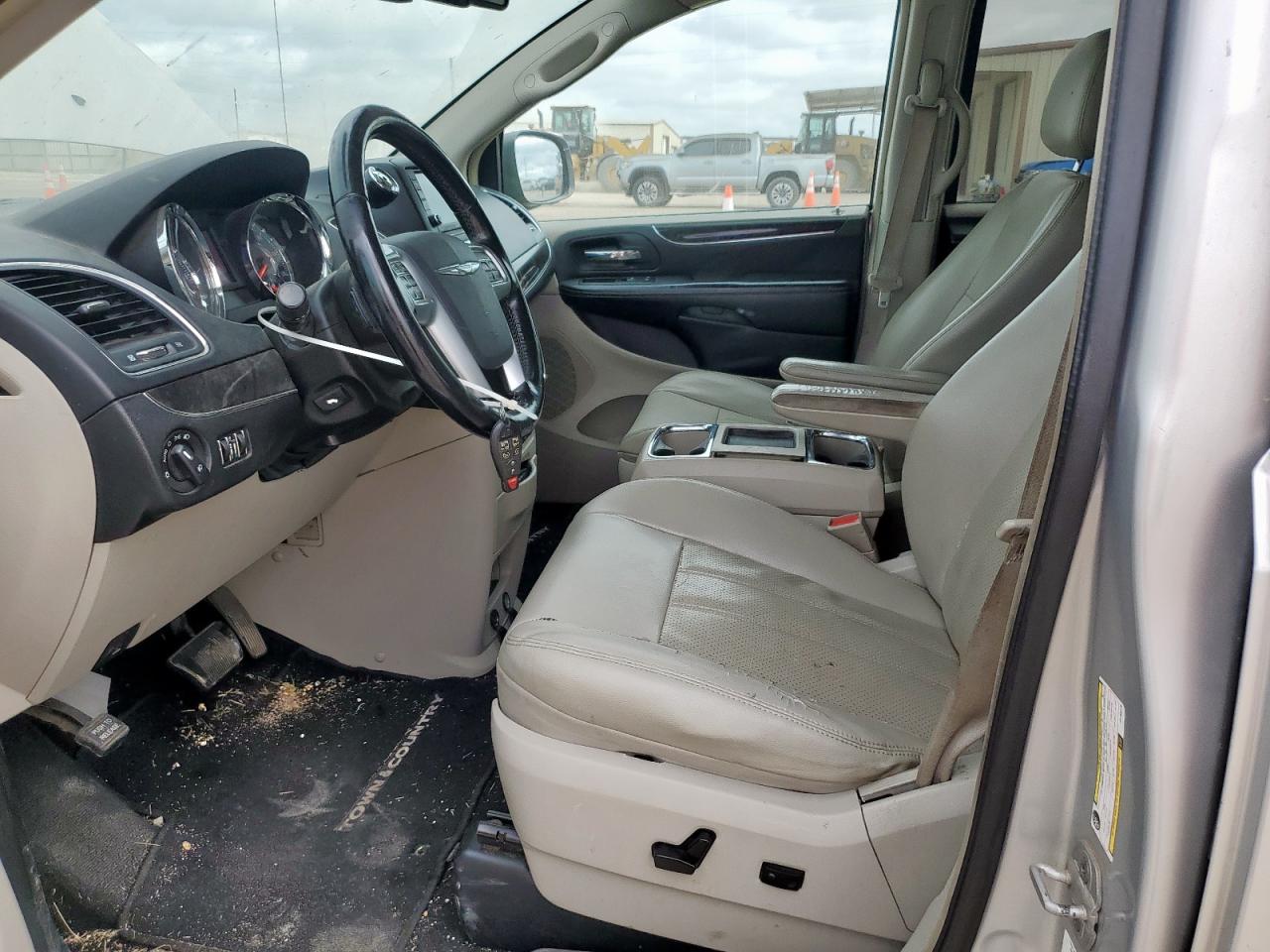 2012 Chrysler Town & Country Touring L VIN: 2C4RC1CG0CR156420 Lot: 82169385