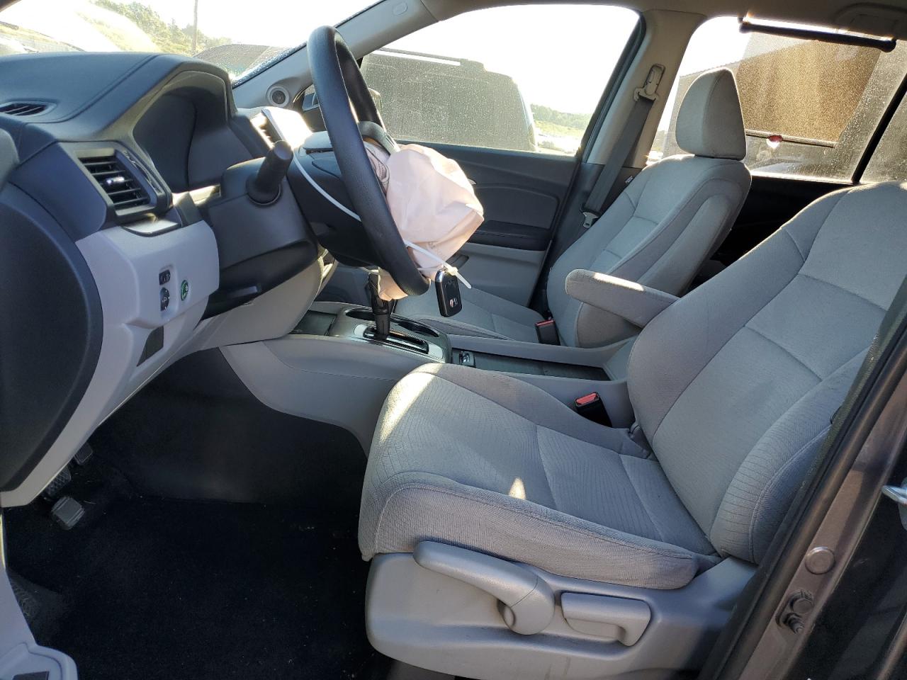 2018 Honda Pilot Lx VIN: 5FNYF6H16JB051636 Lot: 81814735