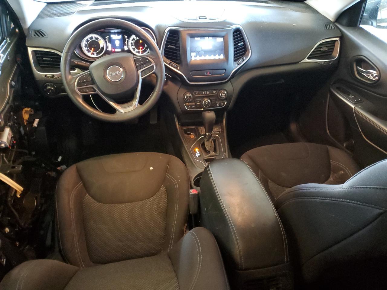 2019 Jeep Cherokee Latitude VIN: 1C4PJLCB1KD114787 Lot: 71708135