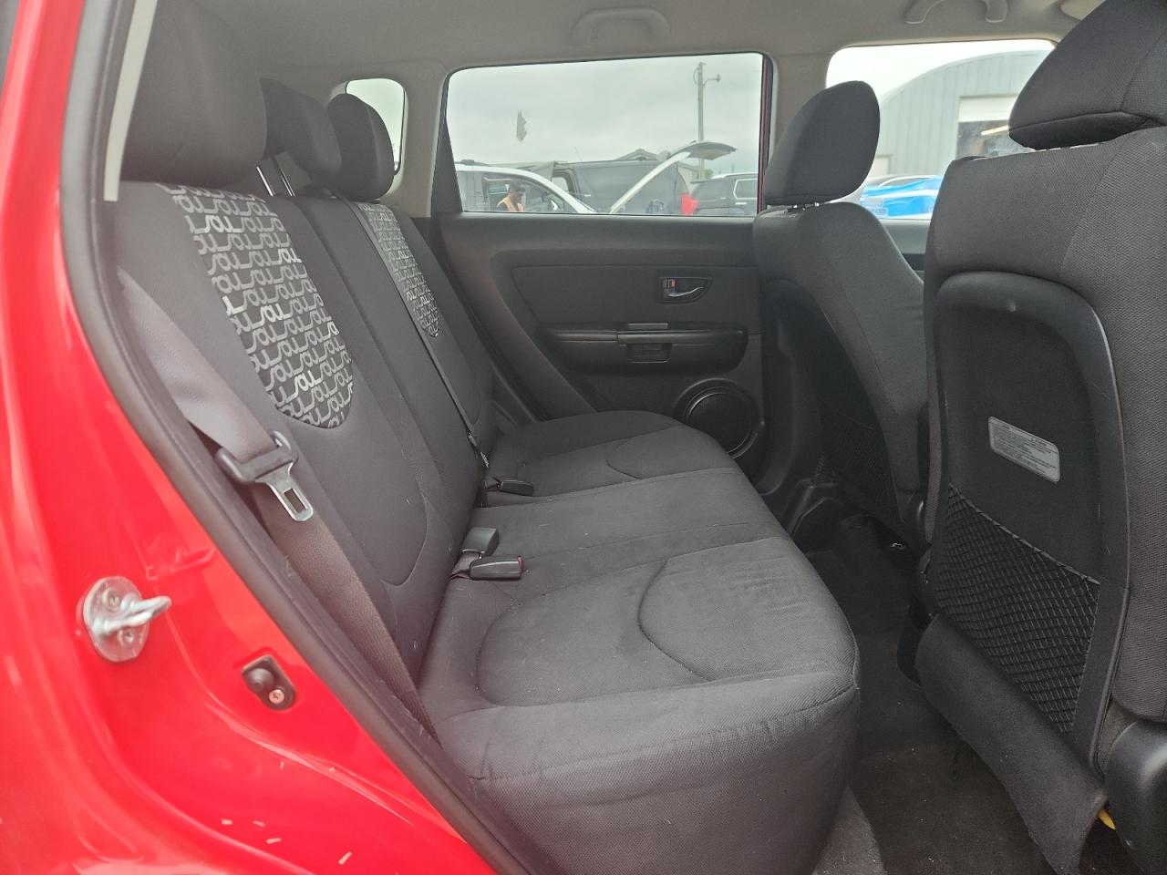 2011 Kia Soul + VIN: KNDJT2A24B7258149 Lot: 82081355