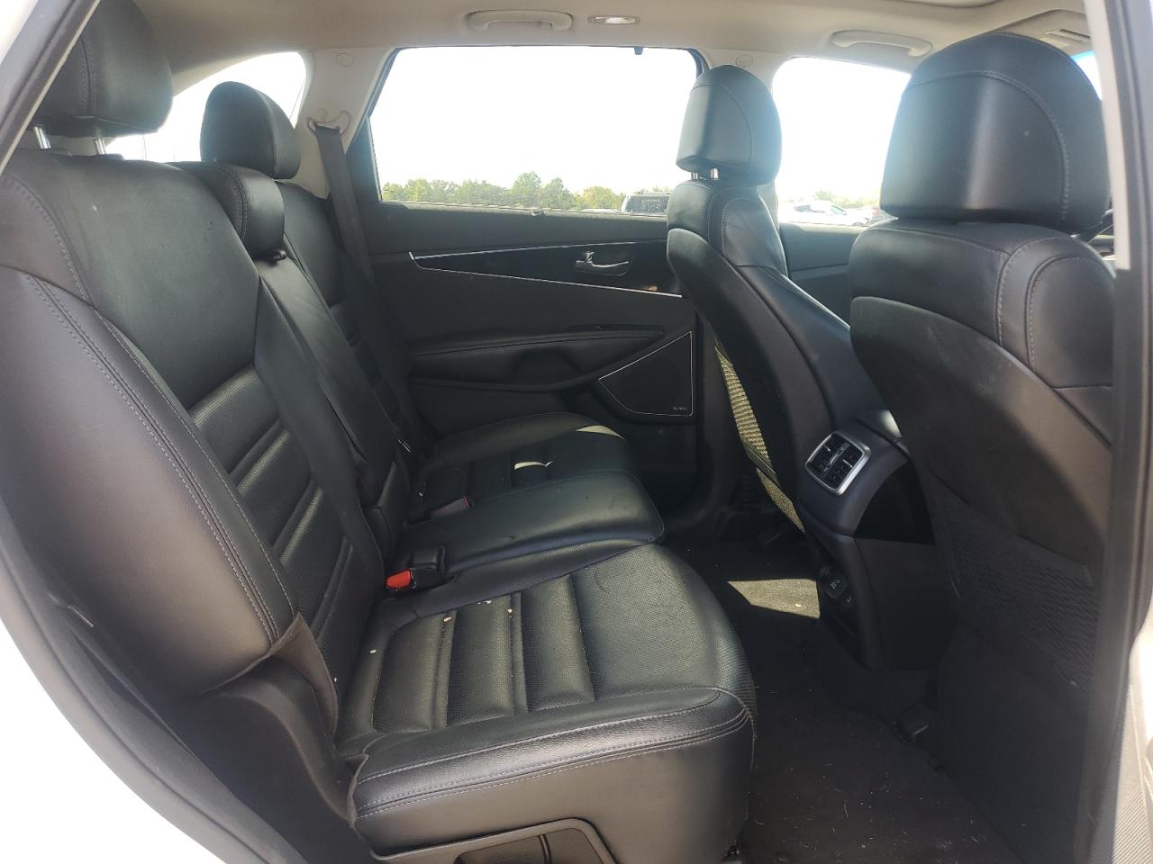 2017 Kia Sorento Sx VIN: 5XYPKDA51HG312179 Lot: 69657925