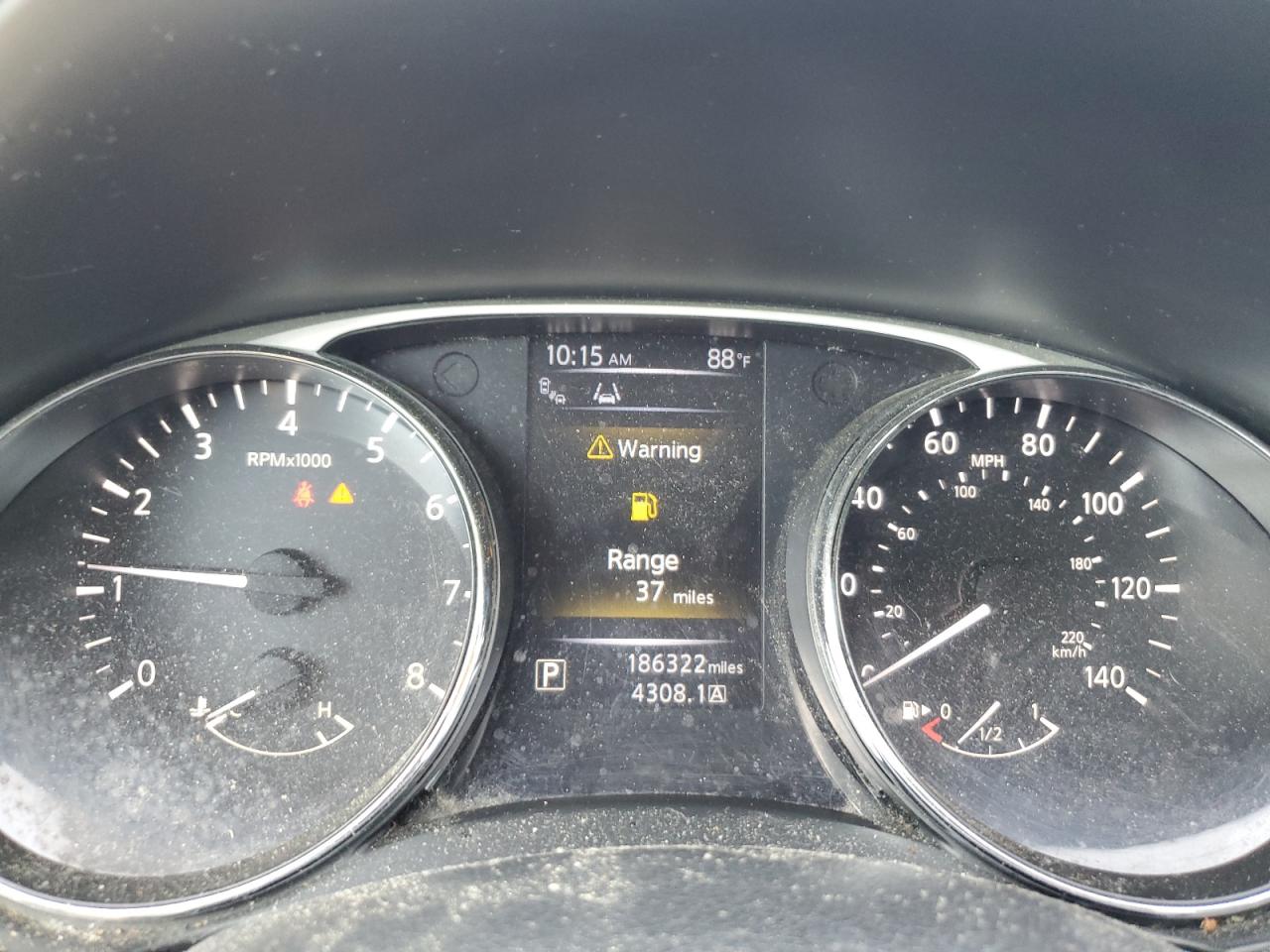 2015 Nissan Rogue S VIN: 5N1AT2MT3FC810267 Lot: 80873725