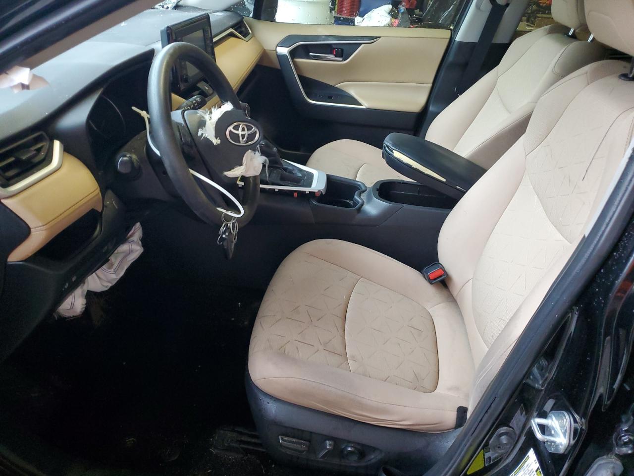 2022 Toyota Rav4 Xle VIN: 2T3W1RFV4NC186581 Lot: 81771795