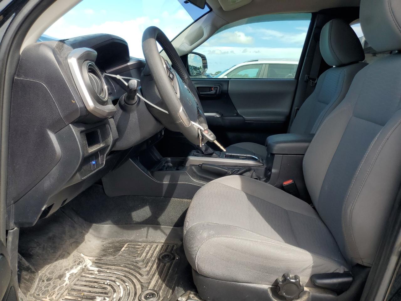 2016 Toyota Tacoma Access Cab VIN: 5TFSZ5AN5GX039092 Lot: 80700105