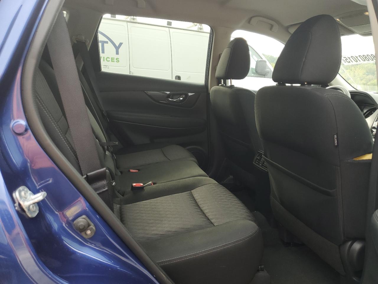 2017 Nissan Rogue S VIN: KNMAT2MV0HP500658 Lot: 80801015