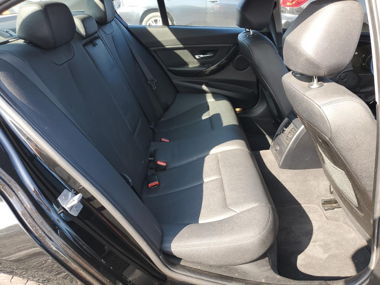 2018 BMW 320 Xi VIN: WBA8A3C50JA358846 Lot: 71892765