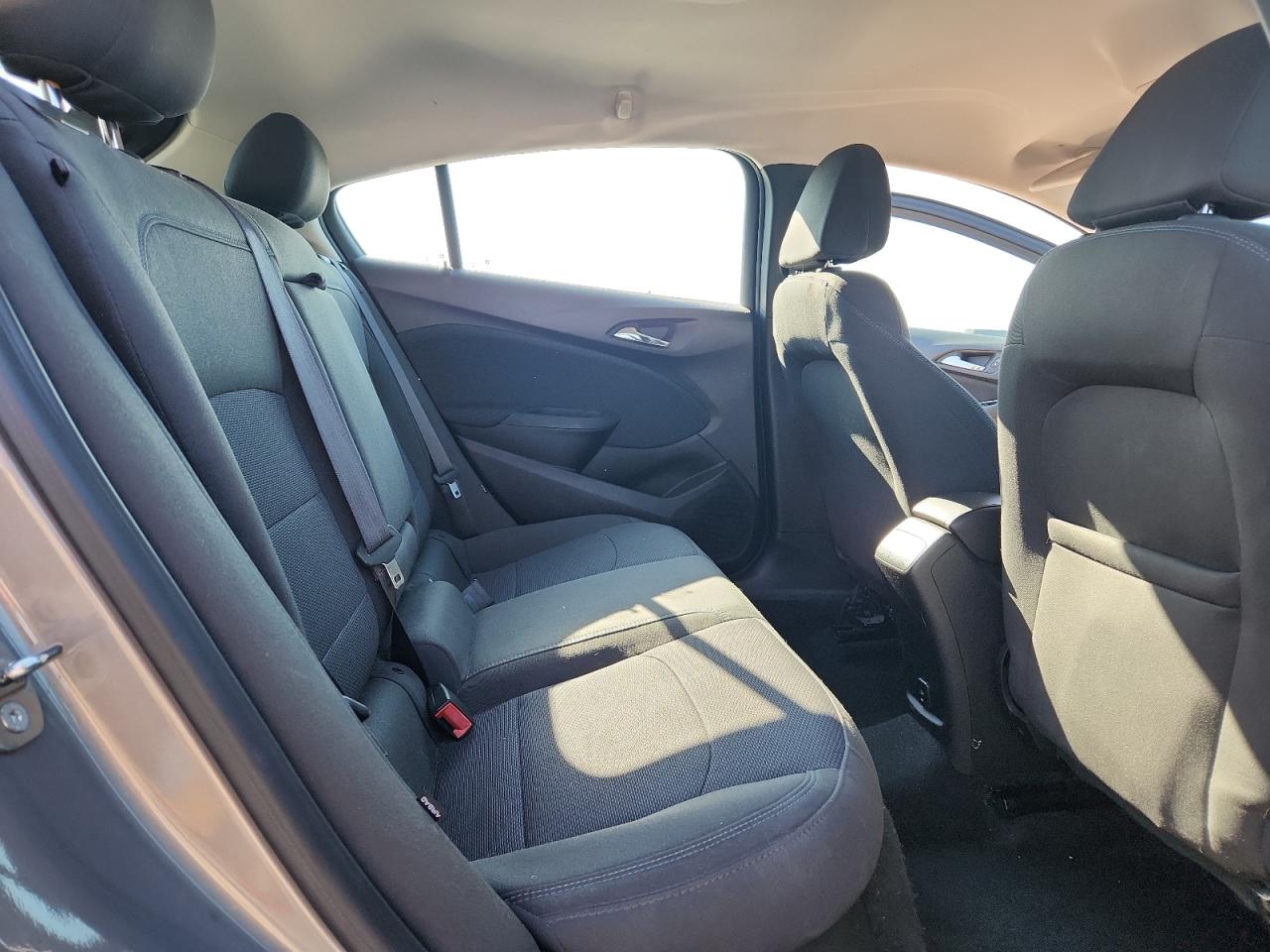 2018 Chevrolet Cruze Lt VIN: 3G1BE6SM1JS597725 Lot: 83876555