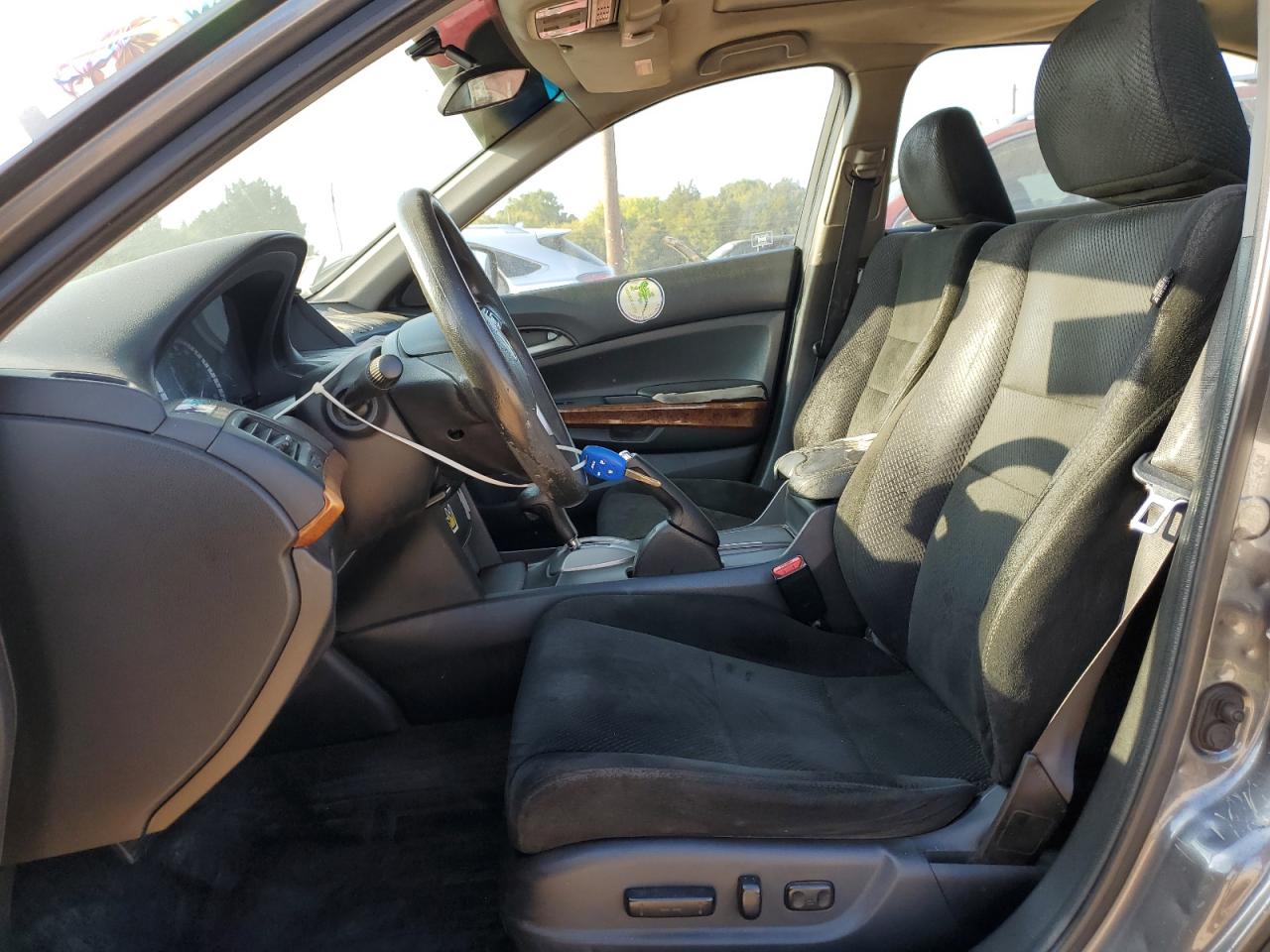 2011 Honda Accord Ex VIN: 1HGCP2F79BA089686 Lot: 81759565