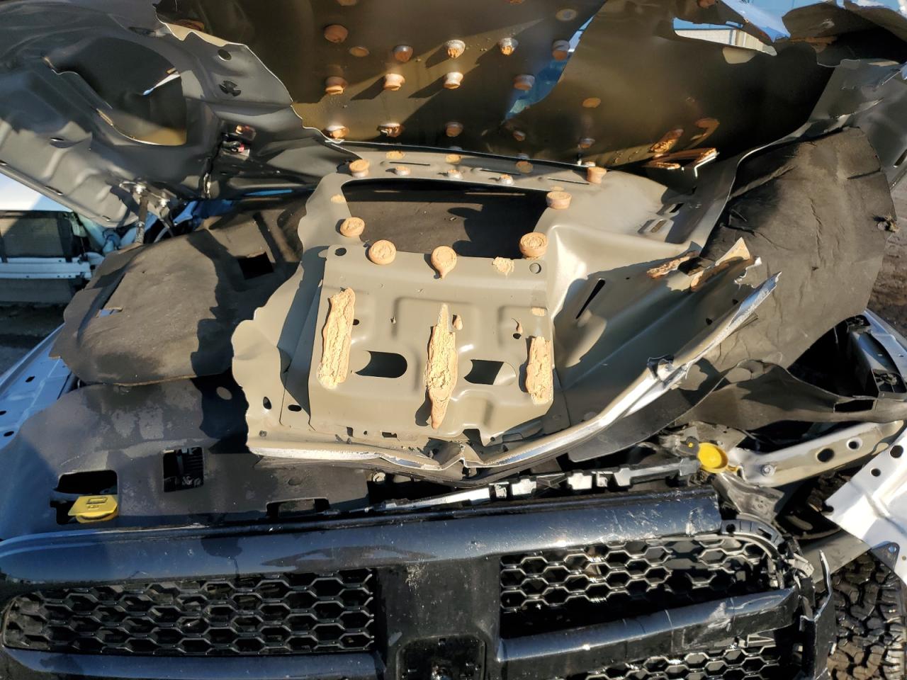 2017 Ram 1500 Sport VIN: 1C6RR7MT5HS812556 Lot: 71806275