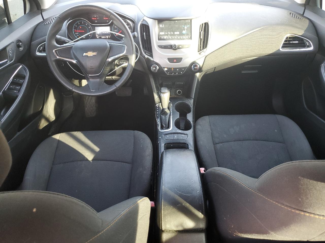 2017 Chevrolet Cruze Ls VIN: 1G1BC5SM7H7179534 Lot: 84572885