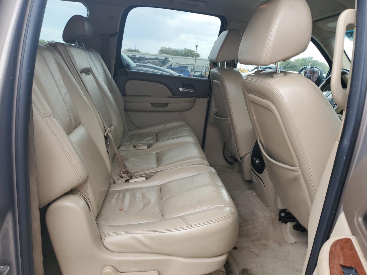 2007 GMC Yukon Xl C1500 VIN: 1GKFC16J07J274993 Lot: 82153295