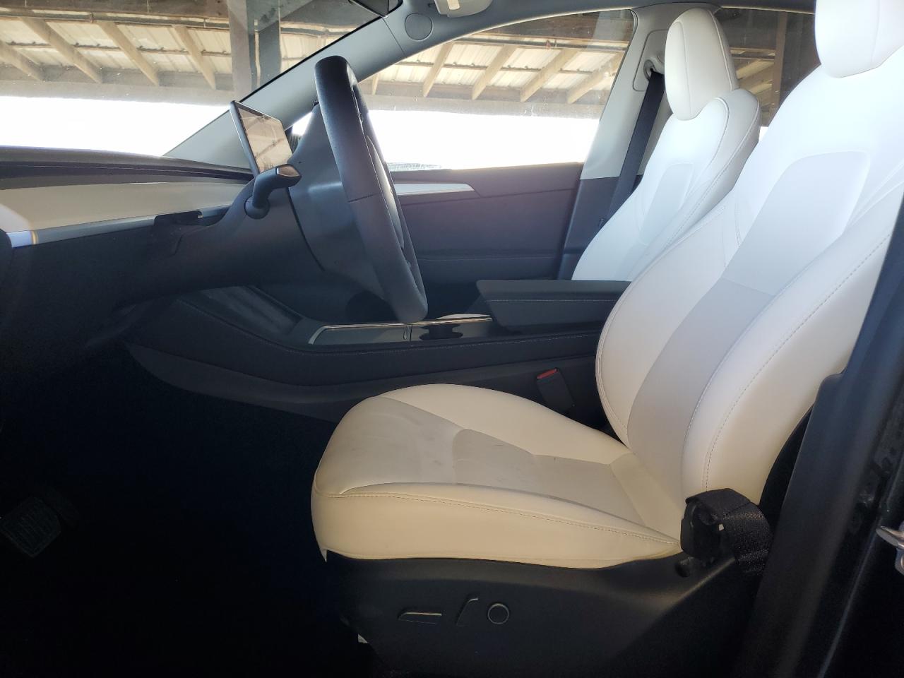 2025 Tesla Model Y VIN: 7SAYGDED3SF315769 Lot: 80666295