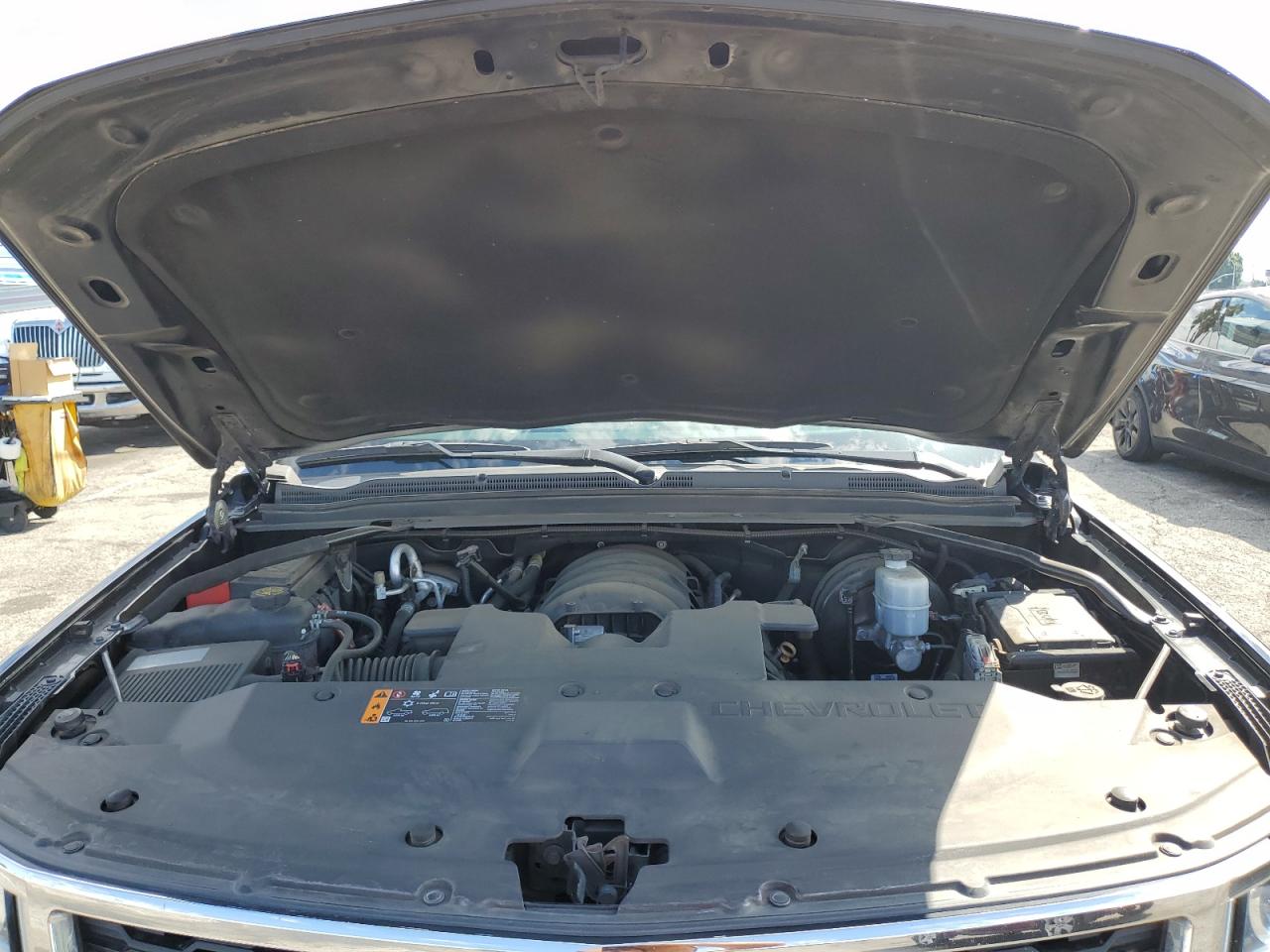 2018 Chevrolet Suburban C1500 Ls VIN: 1GNSCGKC0JR392448 Lot: 81735435