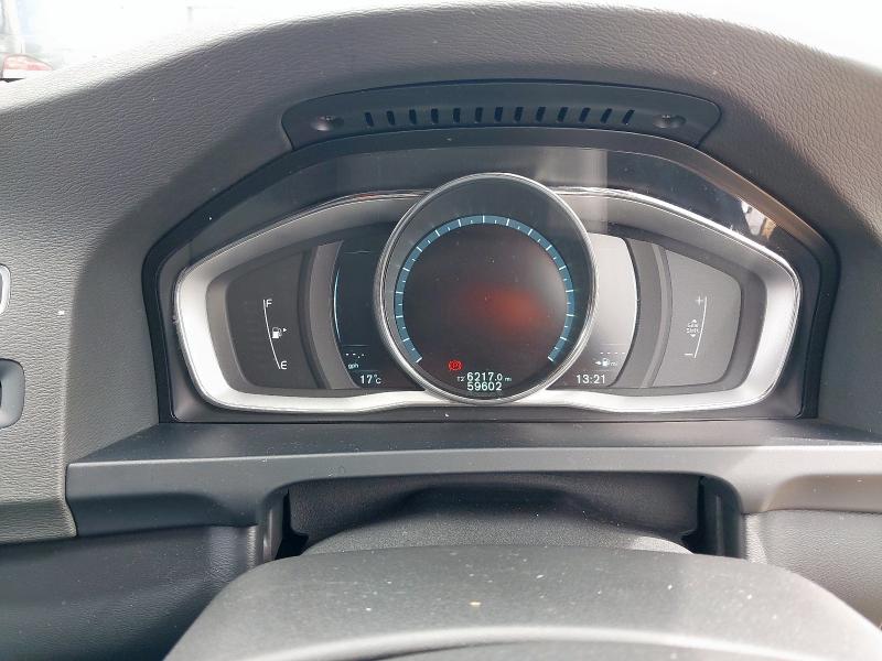 2014 VOLVO V60 SE LUX D2 