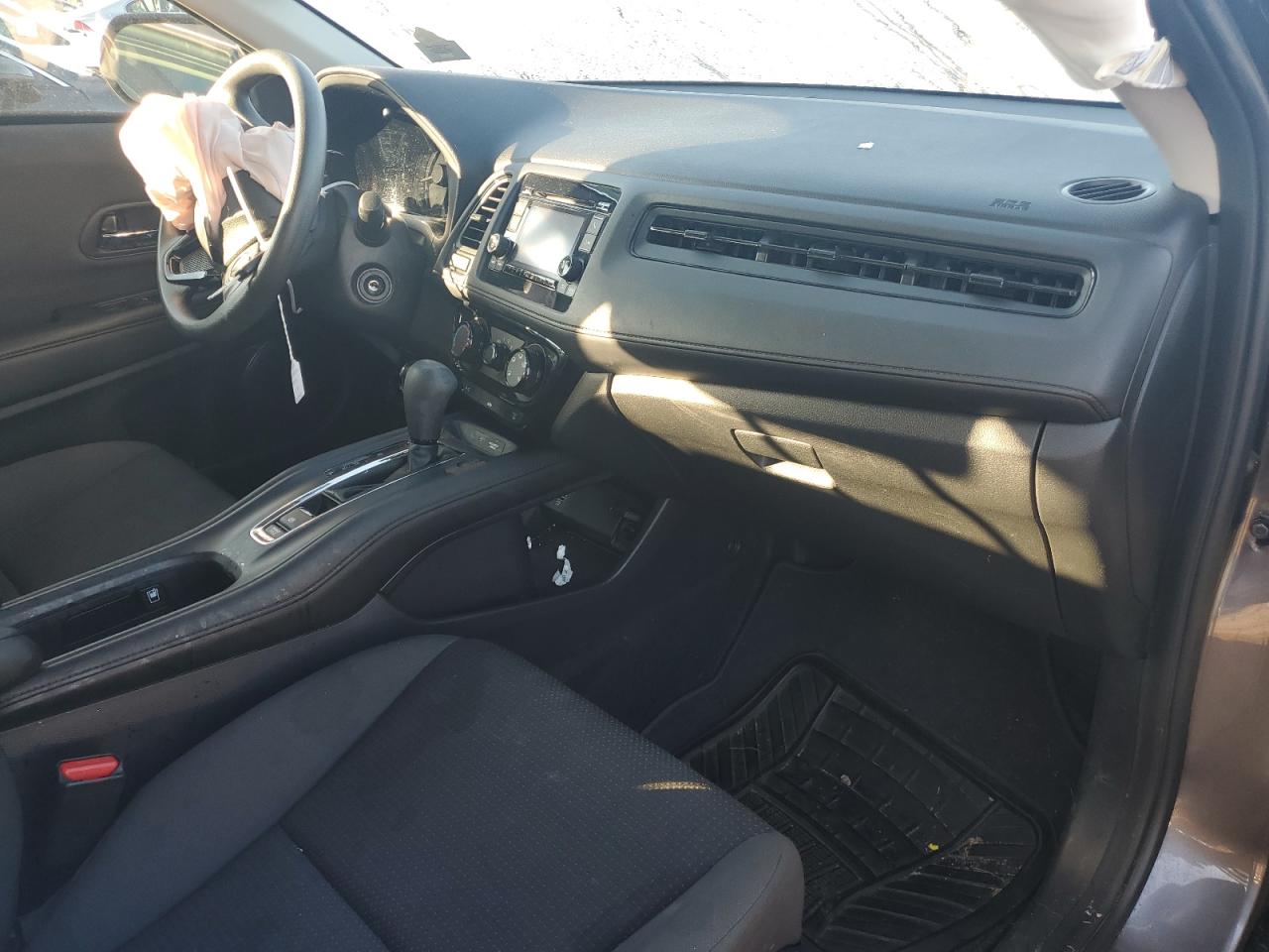 2020 Honda Hr-V Lx VIN: 3CZRU6H34LM738361 Lot: 71094005