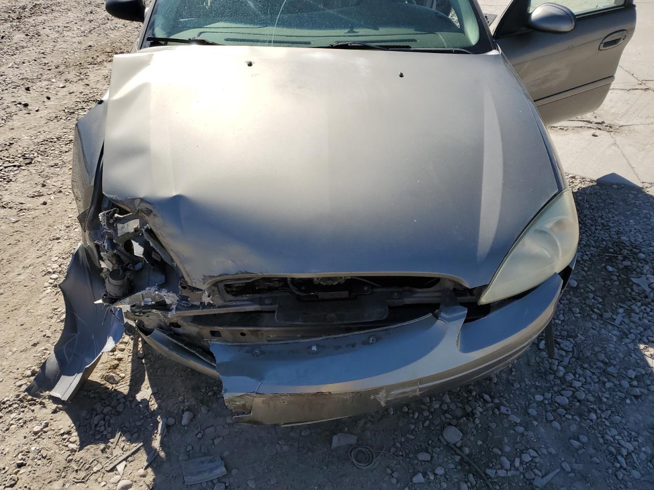 2002 Ford Taurus Ses VIN: 1FAFP55222G233035 Lot: 81814165