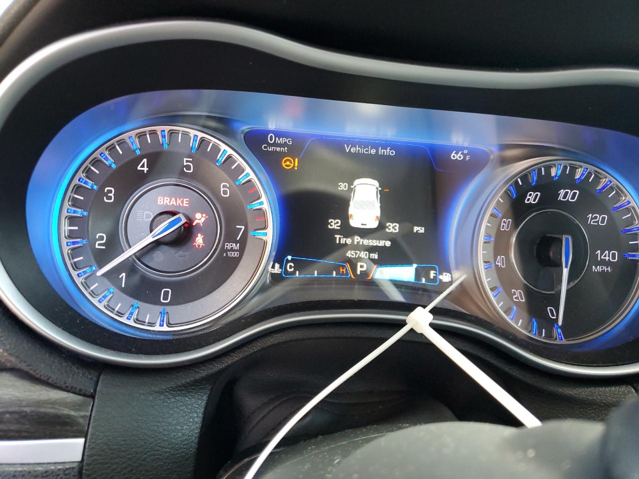 2016 Chrysler 300 Limited VIN: 2C3CCARG9GH262099 Lot: 81325205