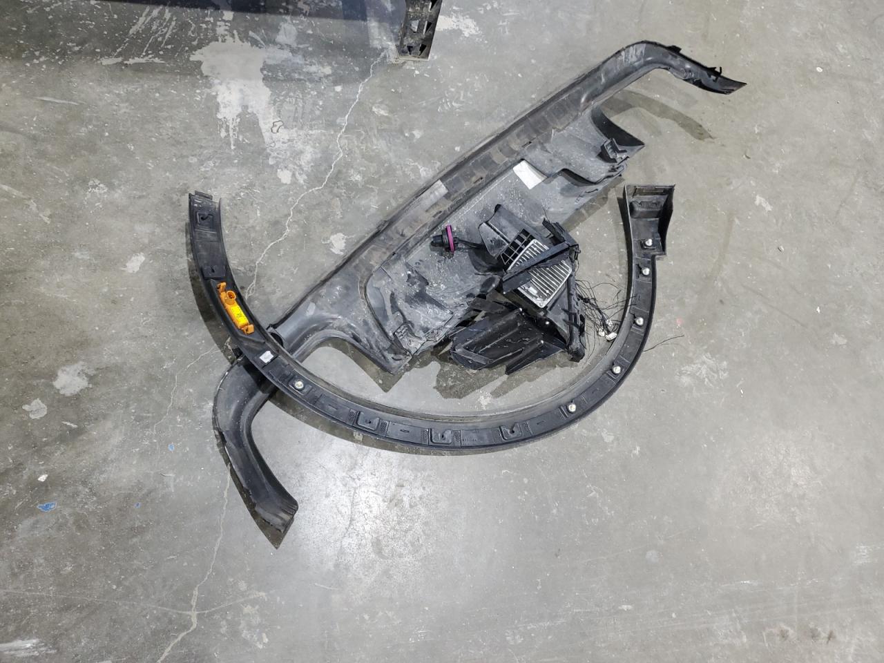 2020 Cadillac Xt4 Sport VIN: 1GYFZER40LF105264 Lot: 71264355