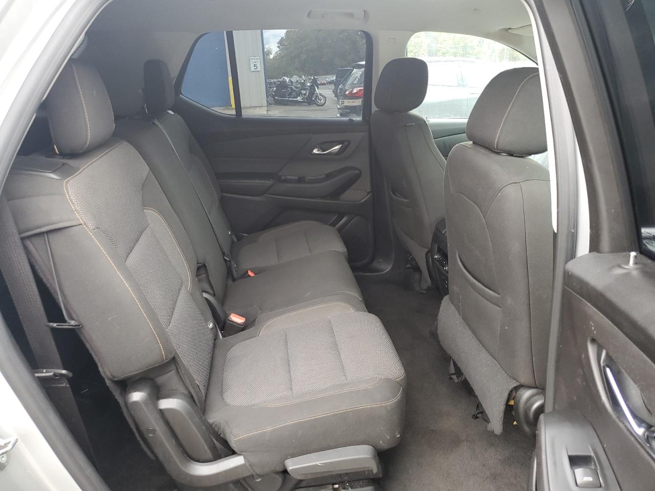 2018 Chevrolet Traverse Ls VIN: 1GNERFKW2JJ106954 Lot: 81452085