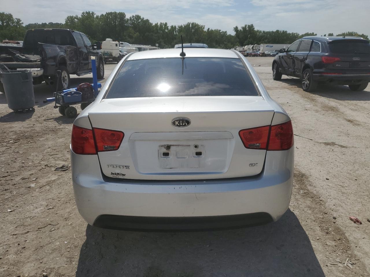 2013 Kia Forte Ex VIN: KNAFU4A27D5735652 Lot: 70911625