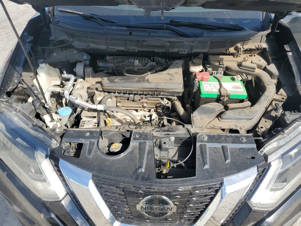 2017 Nissan Rogue S VIN: JN8AT2MT2HW399440 Lot: 81885535