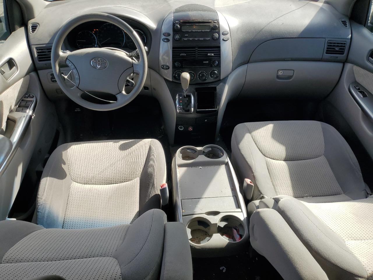 2008 Toyota Sienna Ce VIN: 5TDZK23C88S139935 Lot: 71952405