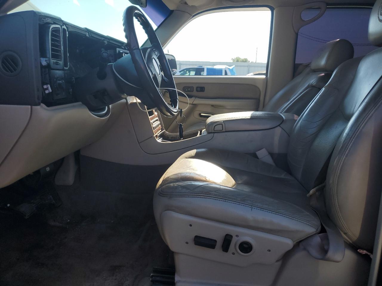 2005 Cadillac Escalade Luxury VIN: 1GYEC63T55R103918 Lot: 71027765