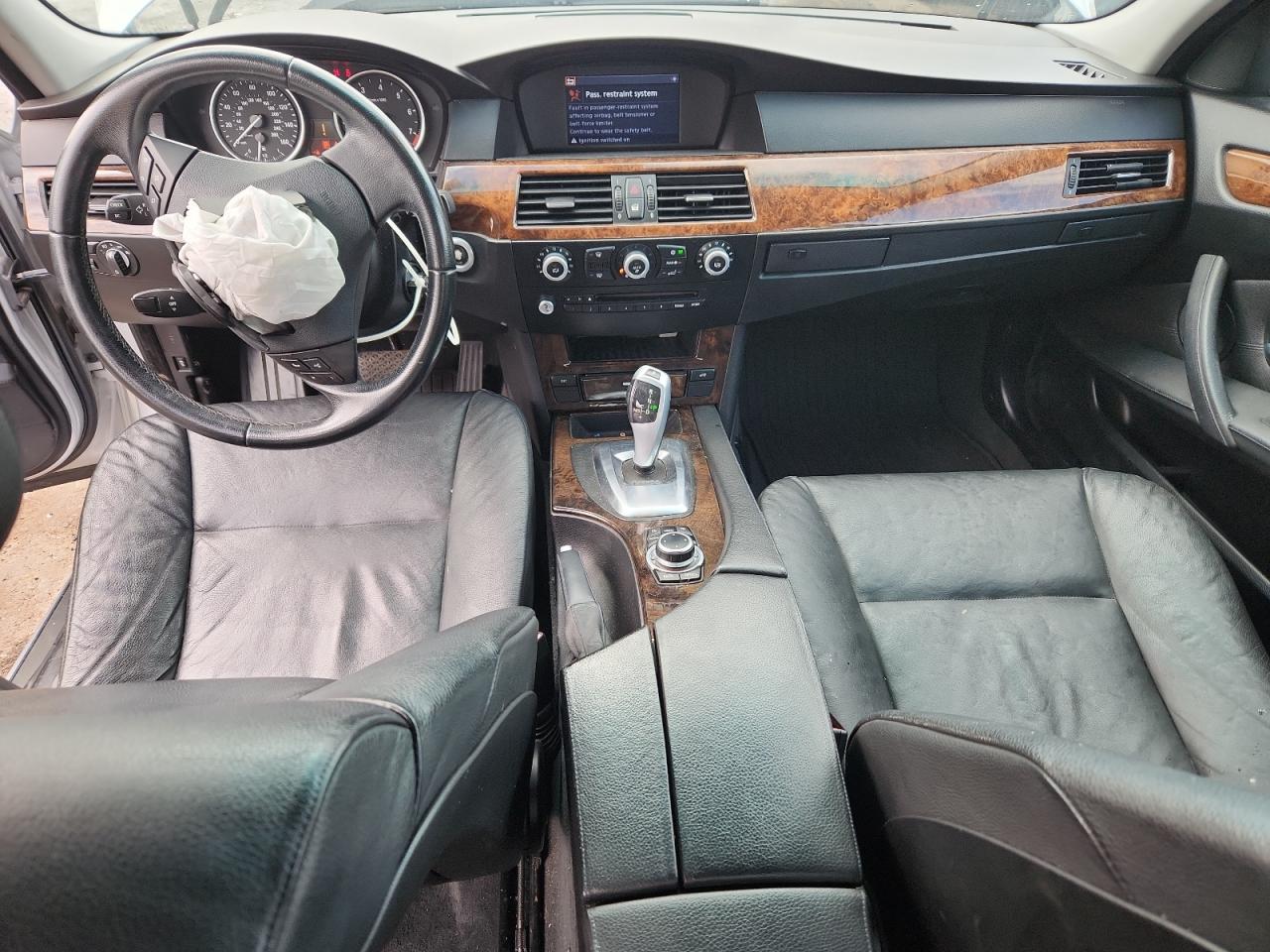 2009 BMW 528 Xi VIN: WBANV13599C152050 Lot: 81650275