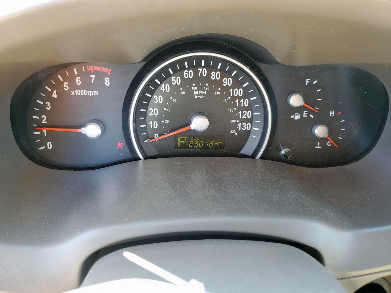 2011 Kia Sedona Lx VIN: KNDMG4C79B6409191 Lot: 80814555