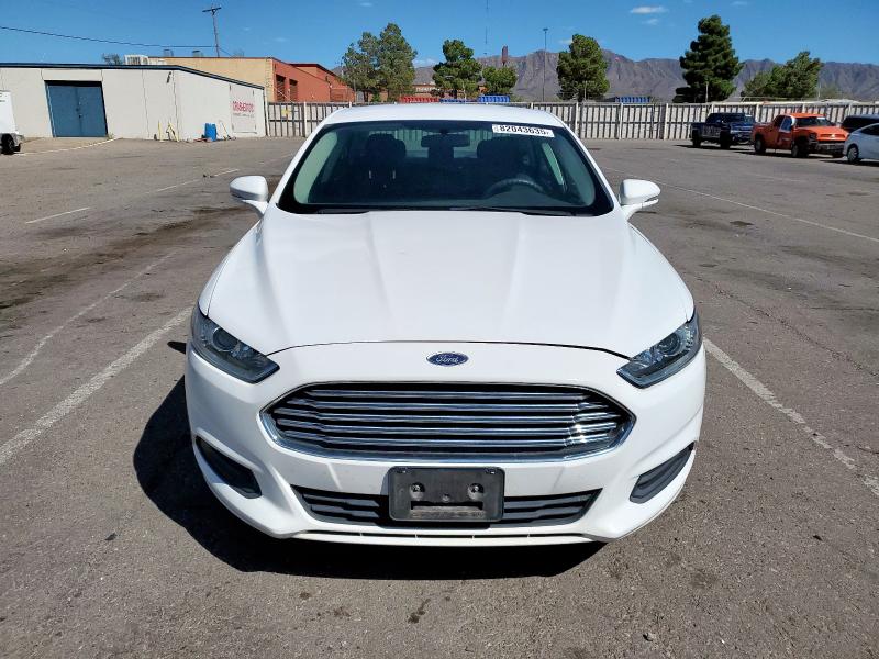 FORD FUSION 2016 Белы