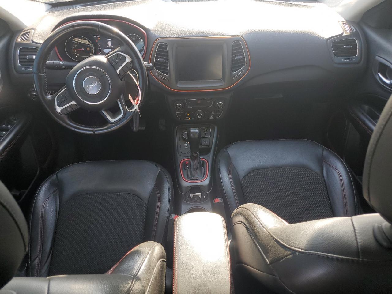 2020 Jeep Compass Trailhawk VIN: 3C4NJDDB8LT220967 Lot: 71672895