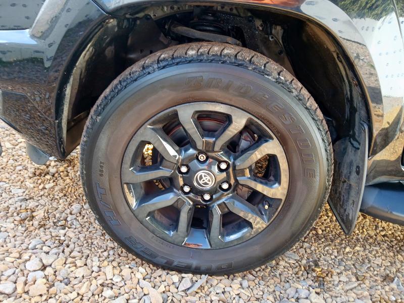 2021 TOYOTA HILUX INVINCIB X D-4D4WD 