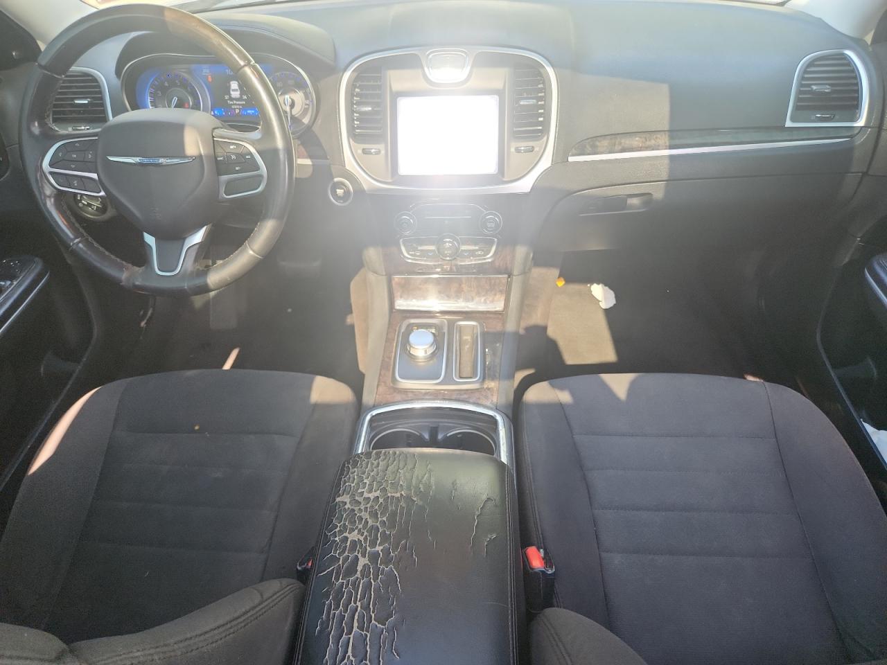 2020 Chrysler 300 Limited VIN: 2C3CCAEG8LH124456 Lot: 81544845