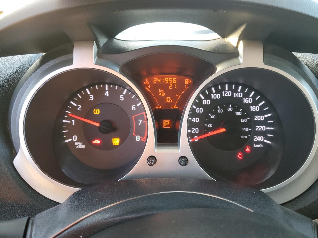 2011 Nissan Juke S VIN: JN8AF5MR7BT002066 Lot: 84462275