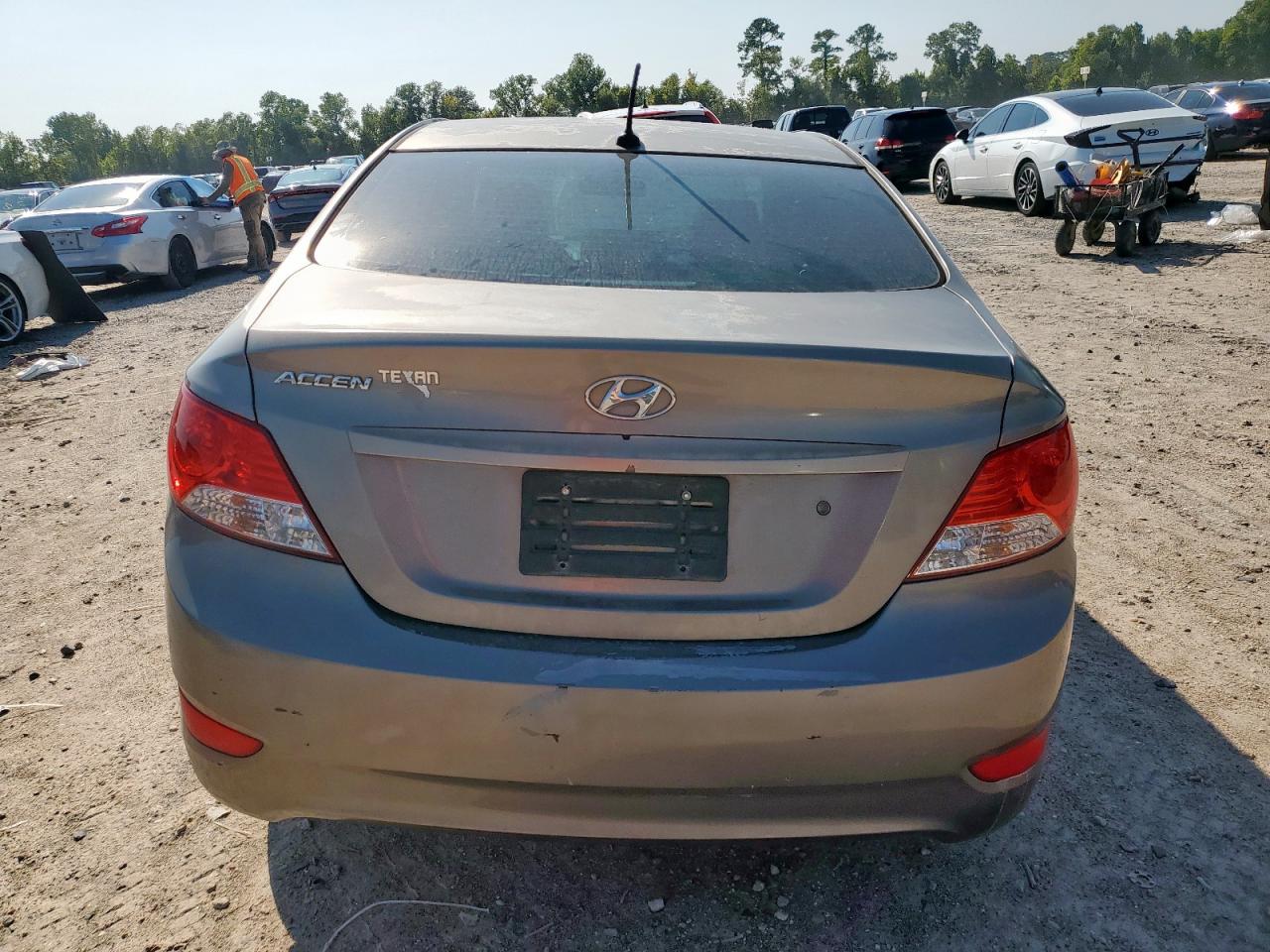 2014 Hyundai Accent Gls VIN: KMHCT4AE4EU640486 Lot: 72003785