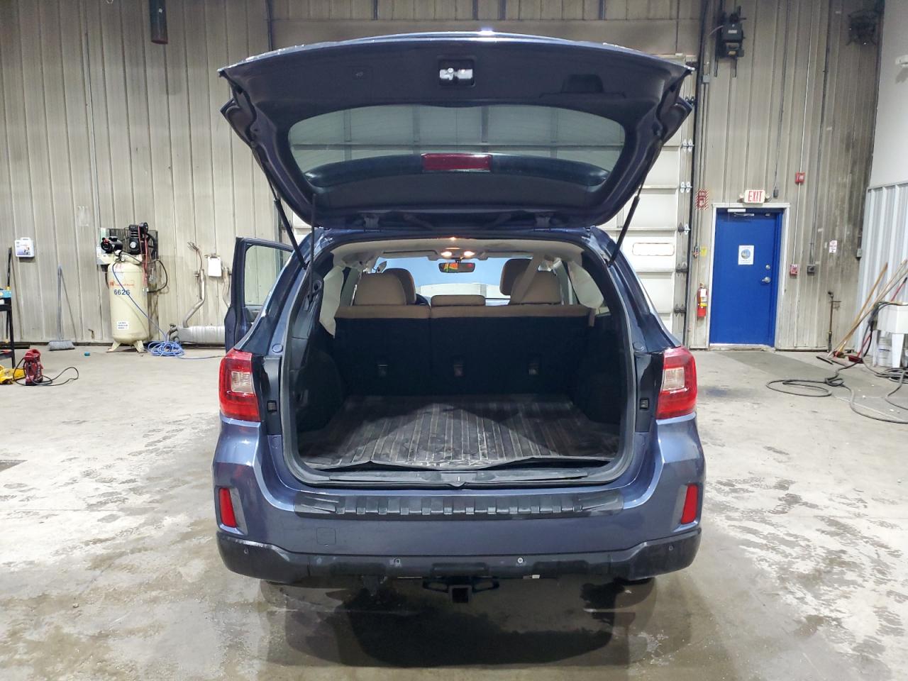 2017 Subaru Outback 2.5I Limited VIN: 4S4BSANC0H3277846 Lot: 80858175