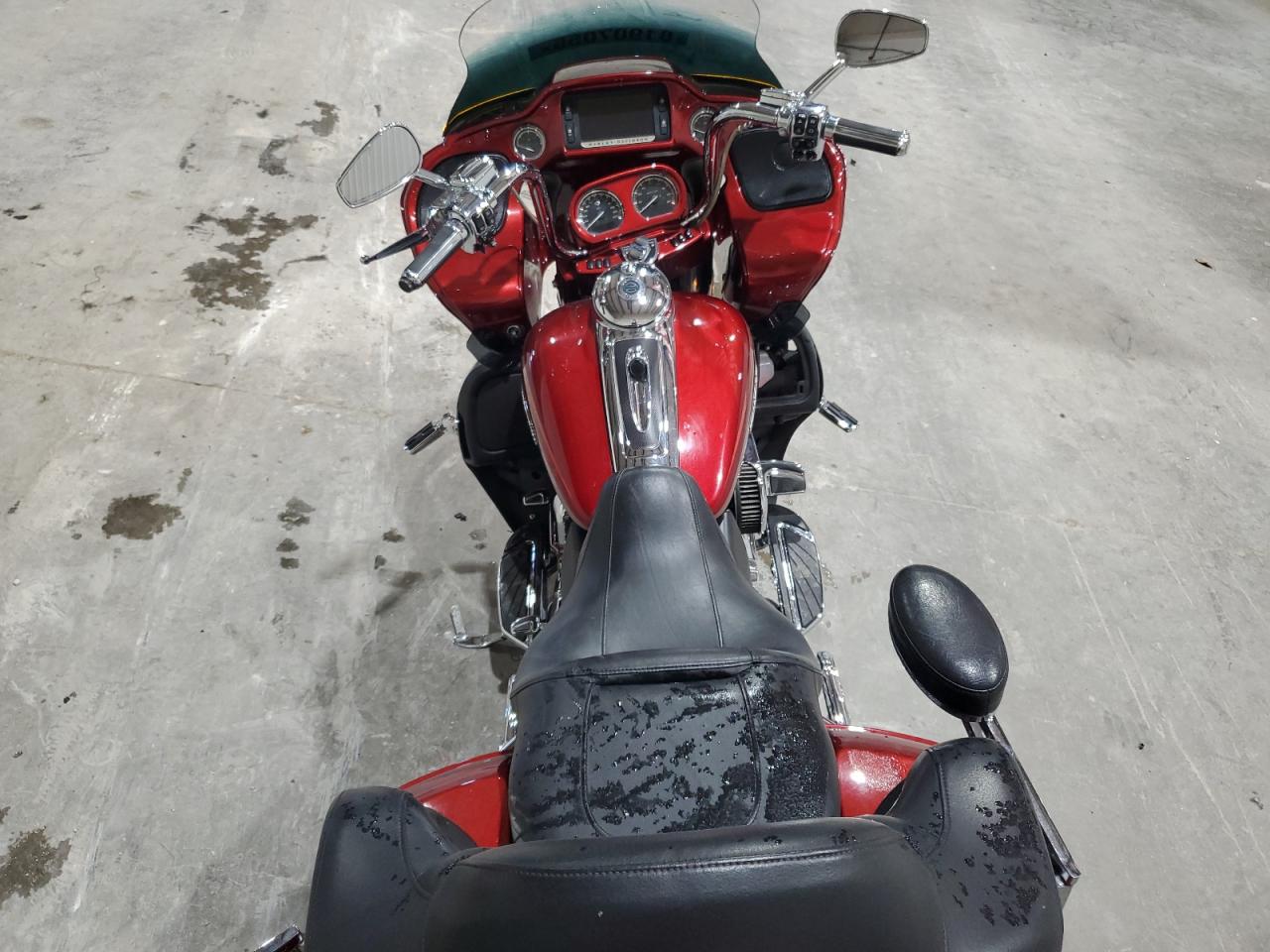 2016 Harley-Davidson Fltruse Cvo Road Glide VIN: 1HD1TAN17GB957032 Lot: 81907055