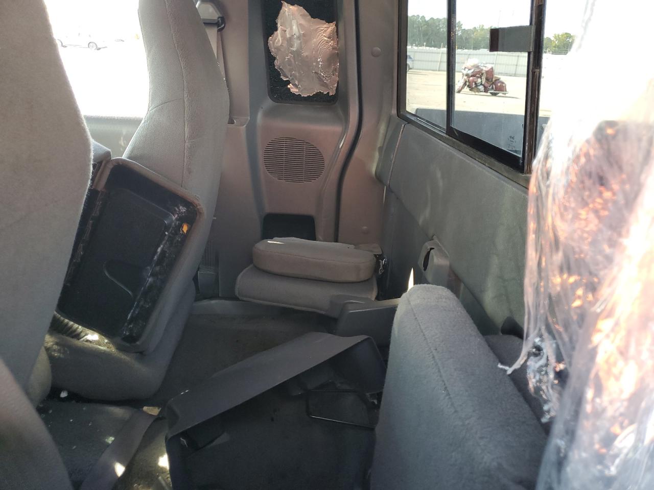 2001 Ford Ranger Super Cab VIN: 1FTZR15E41TA45143 Lot: 81235995