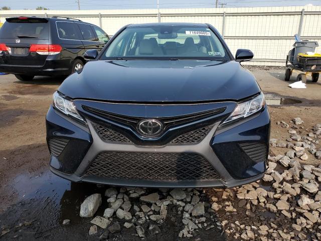  TOYOTA CAMRY 2019 Granatowy